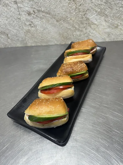 מגש אירוח כריכוני ביס ללא גלוטן