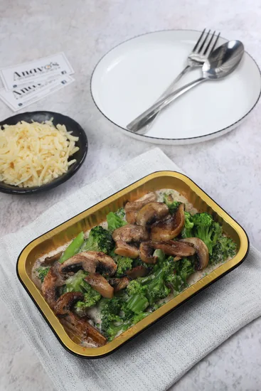 ברוקולי מוקרם ברוטב שמנת פטריות